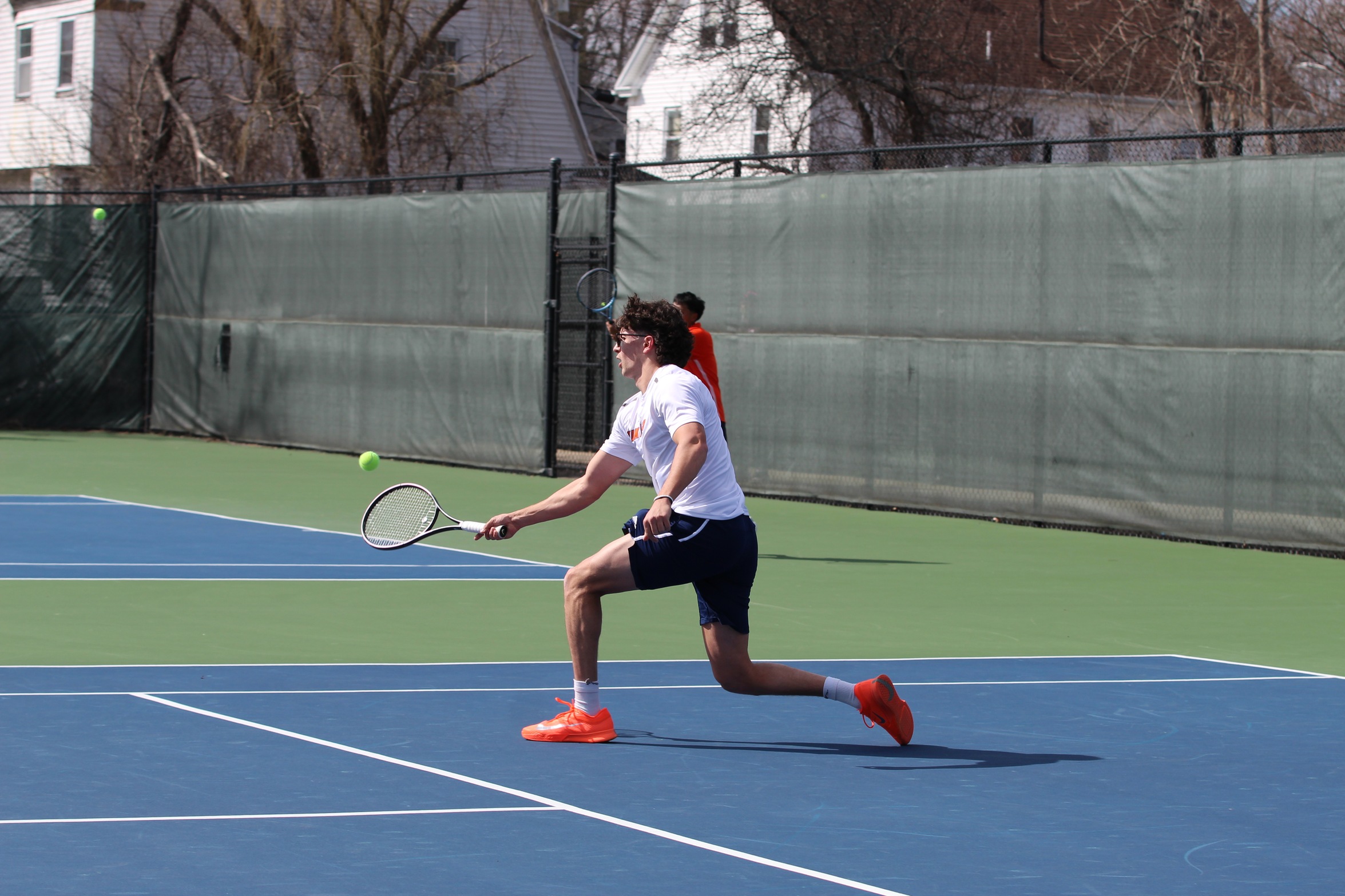 Men's Tennis Edged by Norwich, 4-3